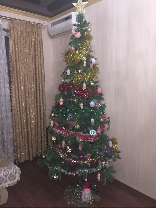 Продам искусственную елку