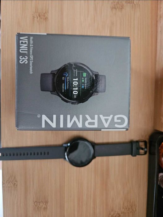 Garmin Venu 3s Ceas smartwatch