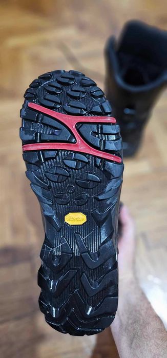 Bocanci Goratex Vibram ecco ak 45