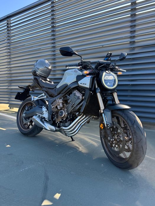 Honda CB 650r E-clutch 2024