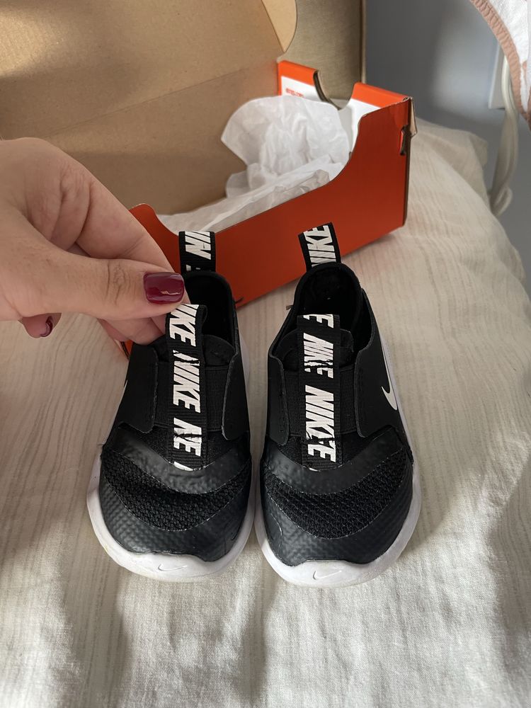 Бебешки маратонки Nike