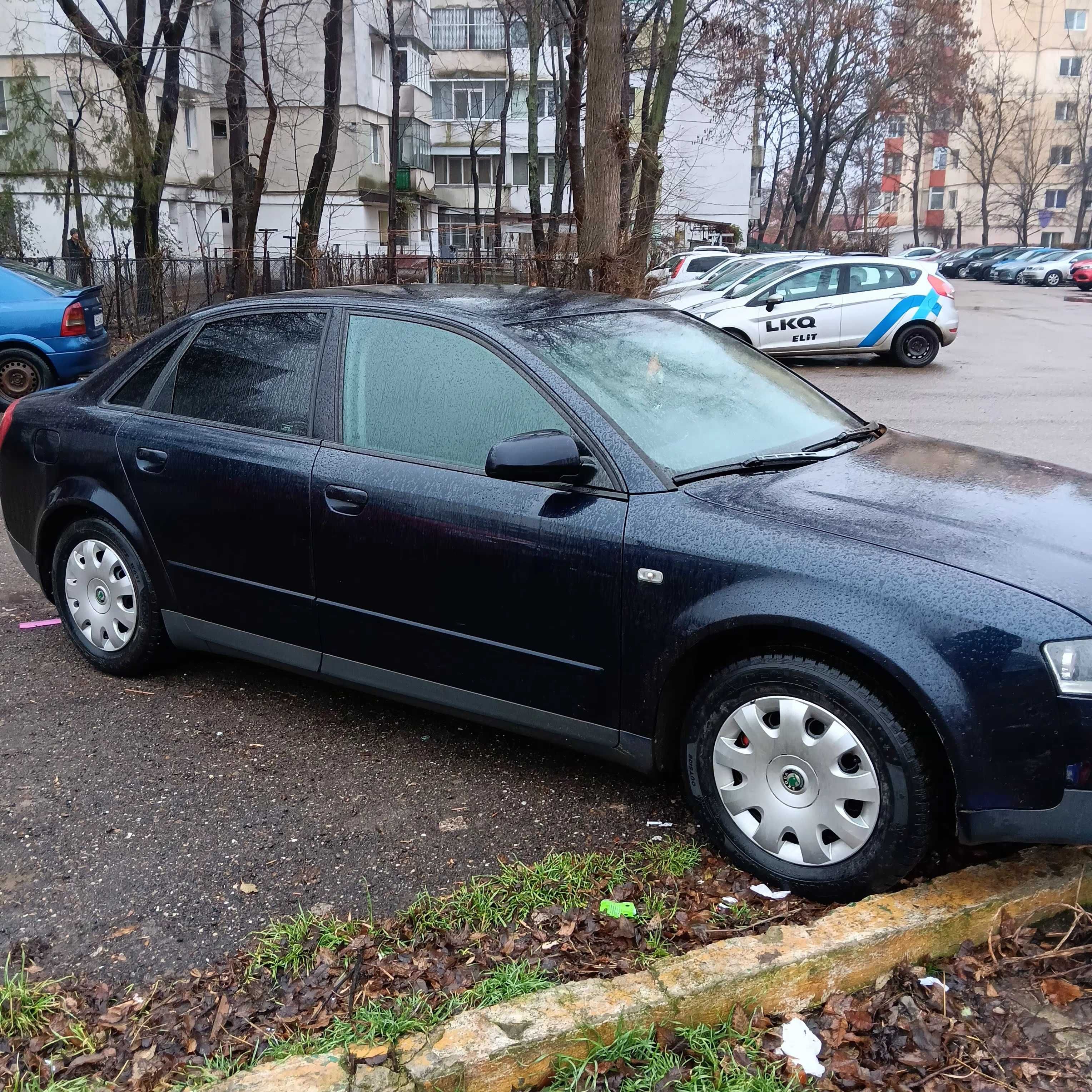 Vând Audi A 4 Diesel b6 ,an 2002, 260.000 km, cod motor AWX.