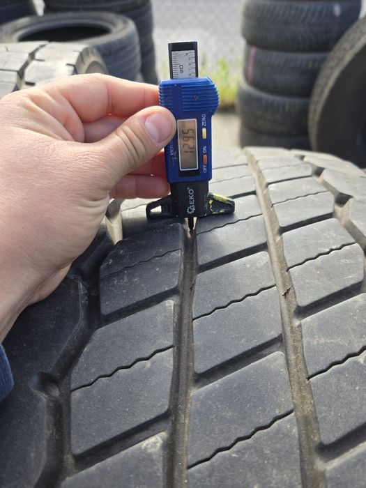 Anvelope de tractiune 295-80r22.5 Matador