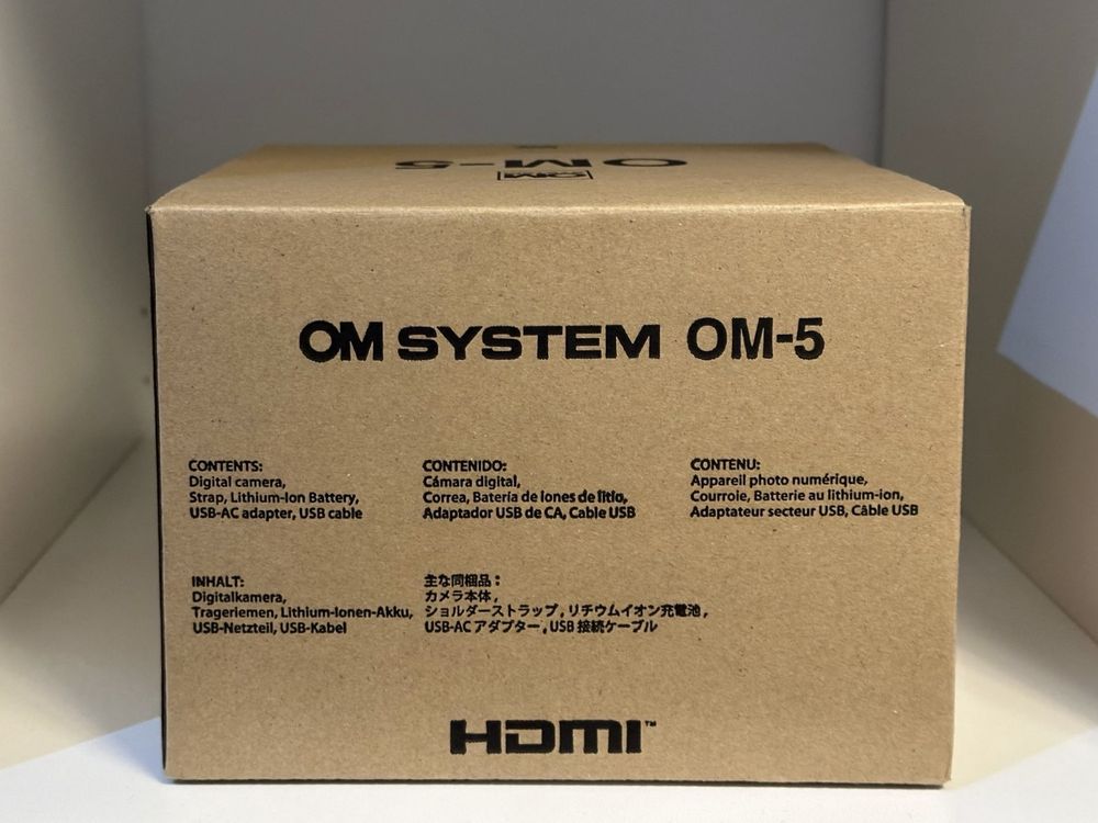 Olympus OM System OM-5