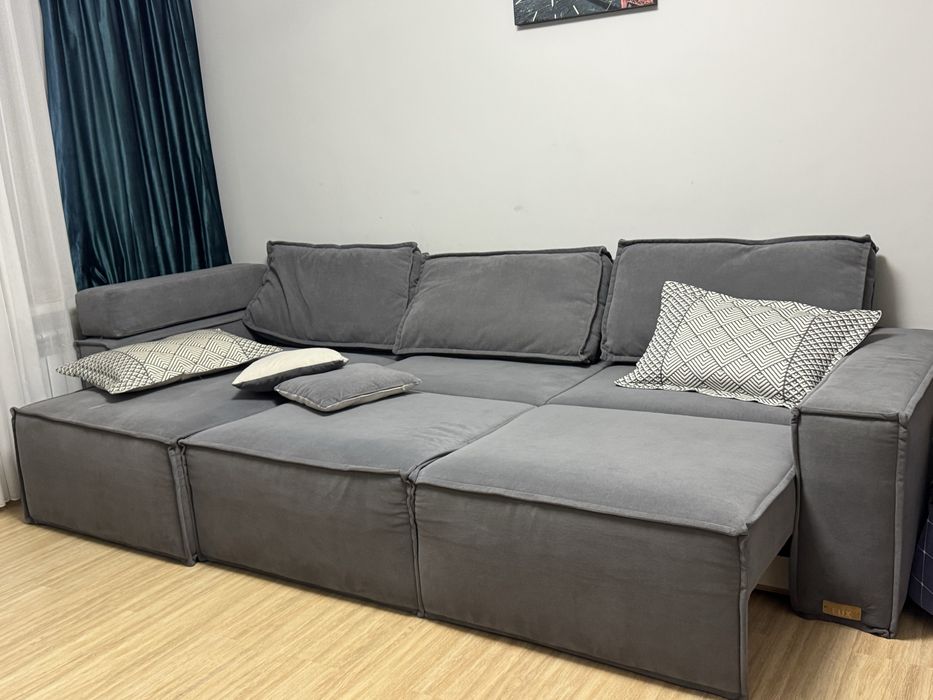 Продам диван угловой.
