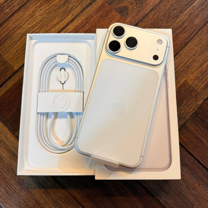 iPhone 17 Pro Max 256gb Silver