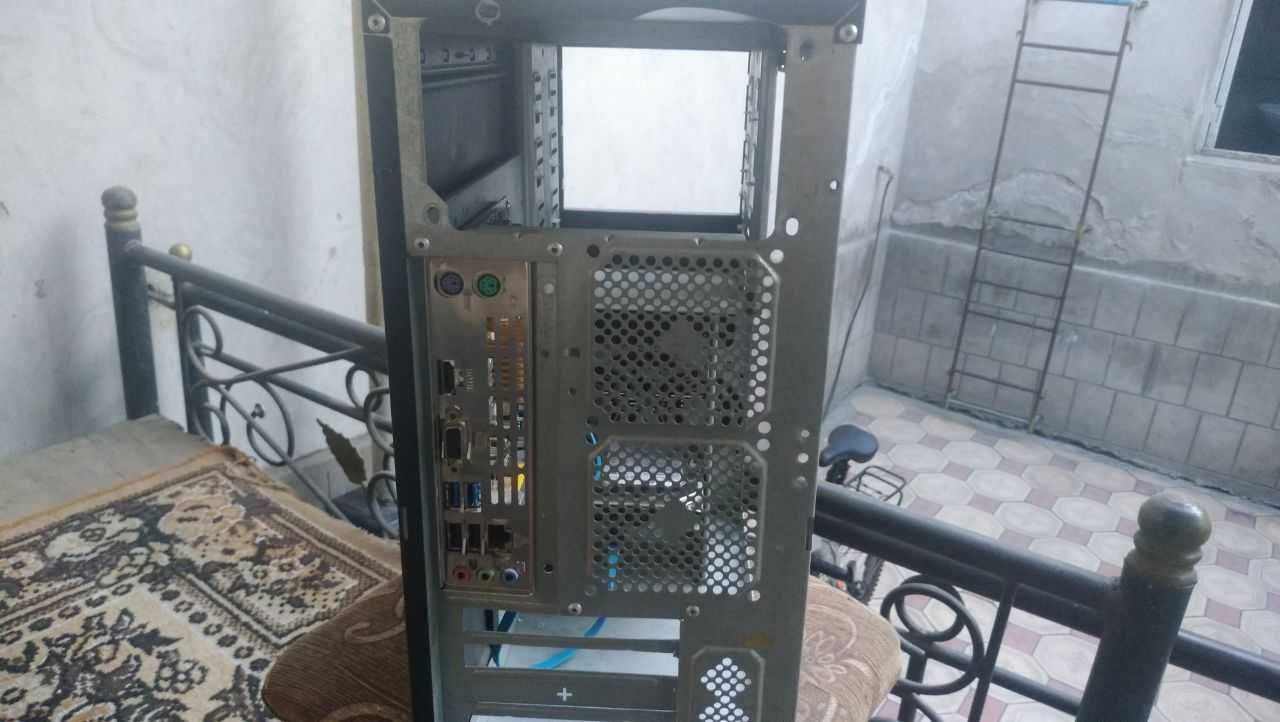 kompyuter biostar a66n-2100