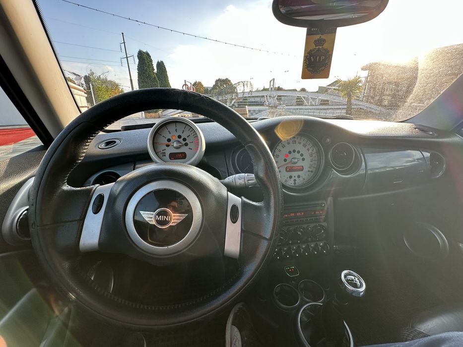 Mini cooper R50 1,6i 2003