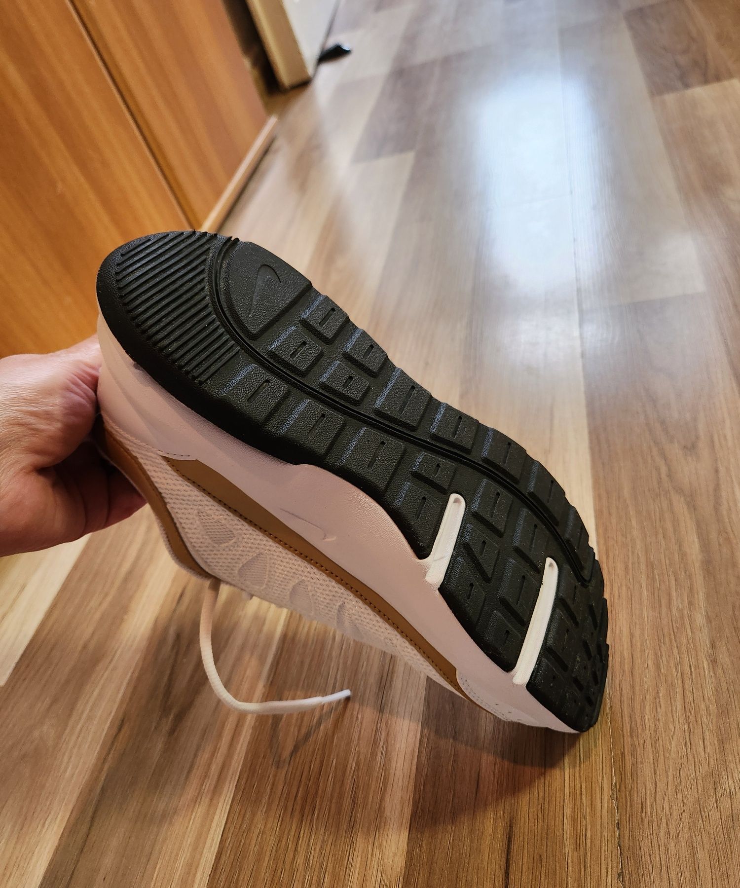 Маратонки Nike Air Max 2 чифта, 2 размера