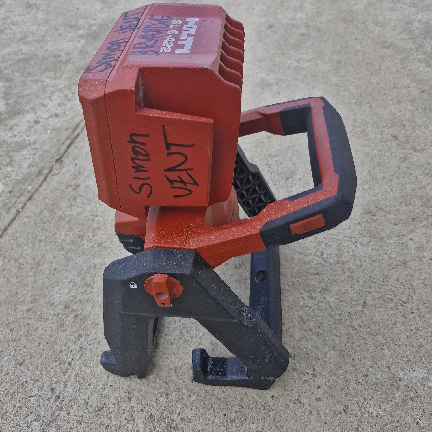 Lanterna Hilti SL 6-A22, cu leduri + acumulator 1.6 Ah