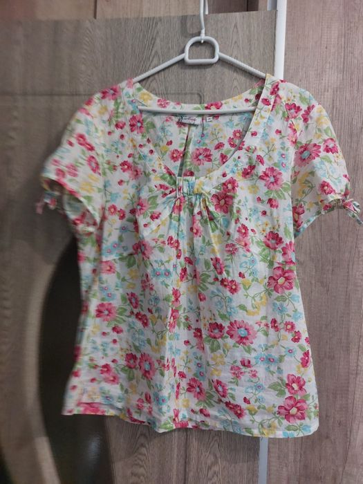 Camasa cu flori, marimea 38