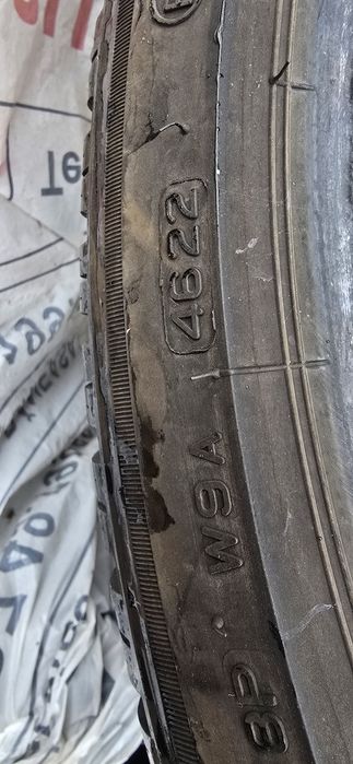 Cauciucuri iarna Bridgestone 255 35 R20,set de 4