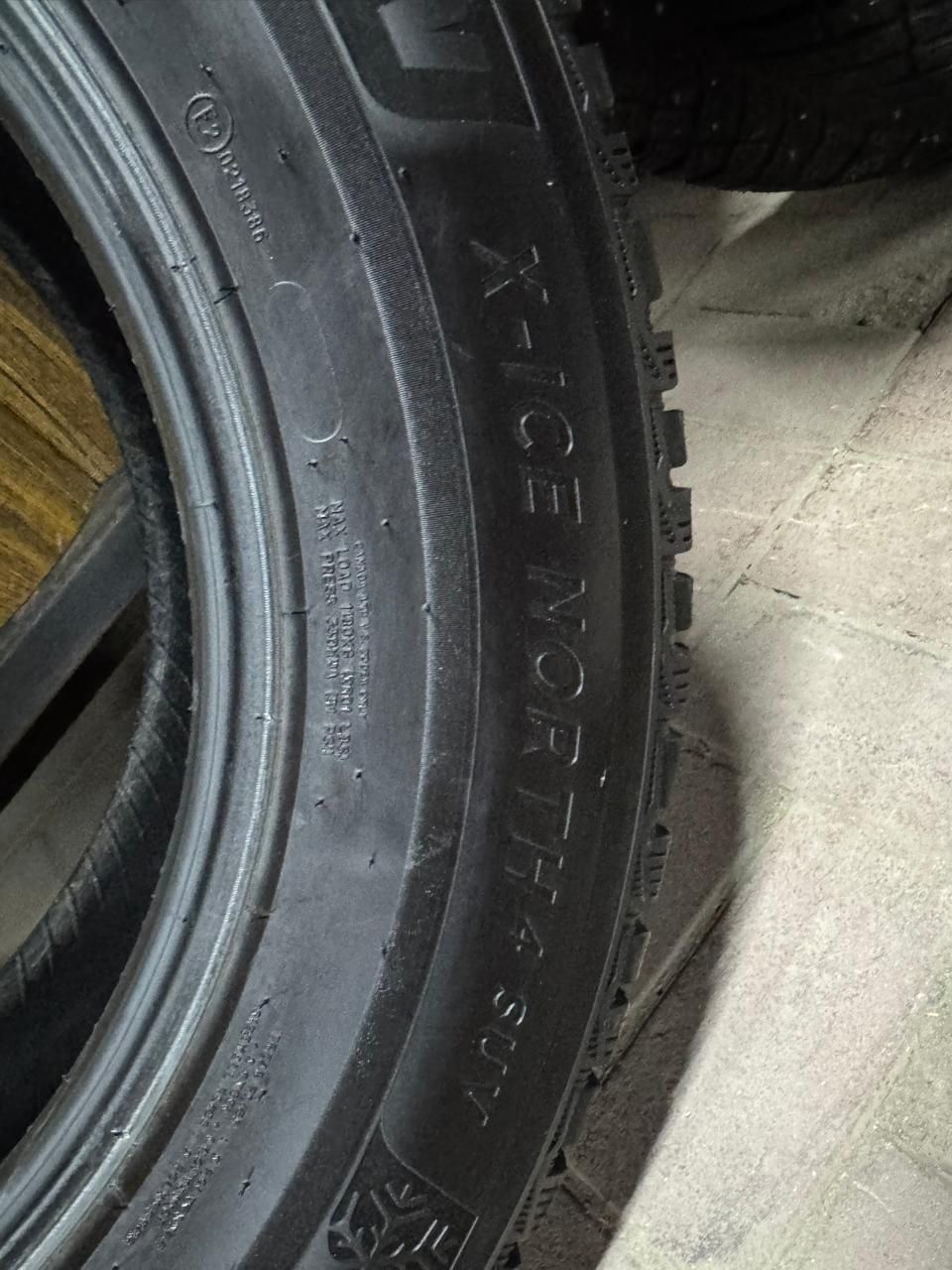 Шины зимние Michelin