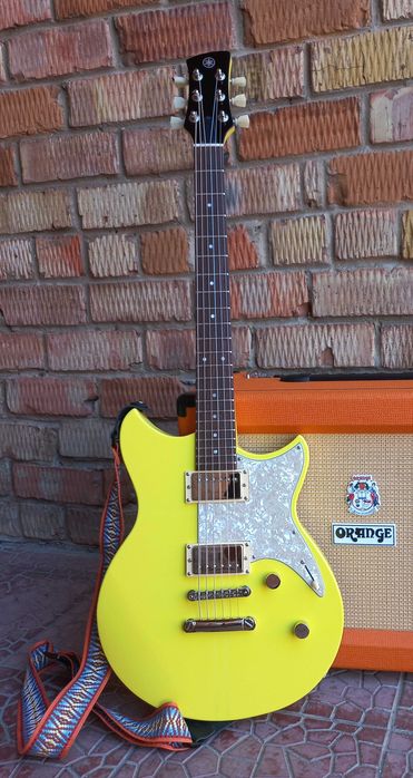 Электрогитара Yamaha Revstar RS220
