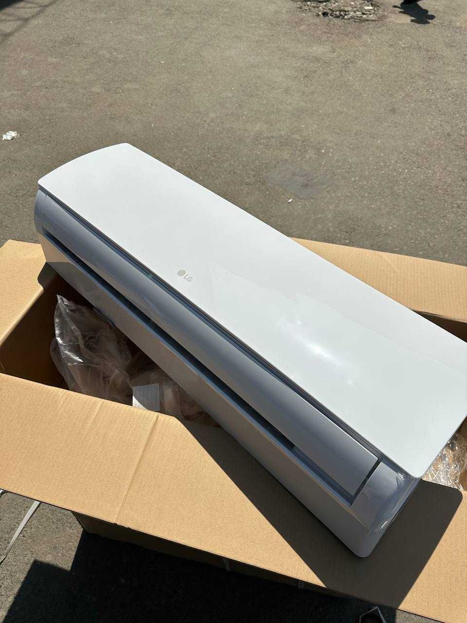Кондиционер LG DUALCOOL PRO W18TI 18/24