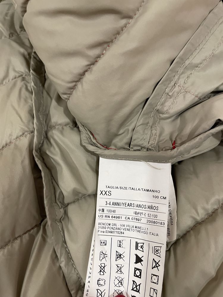 Олекотено яке Armani, Benetton яке