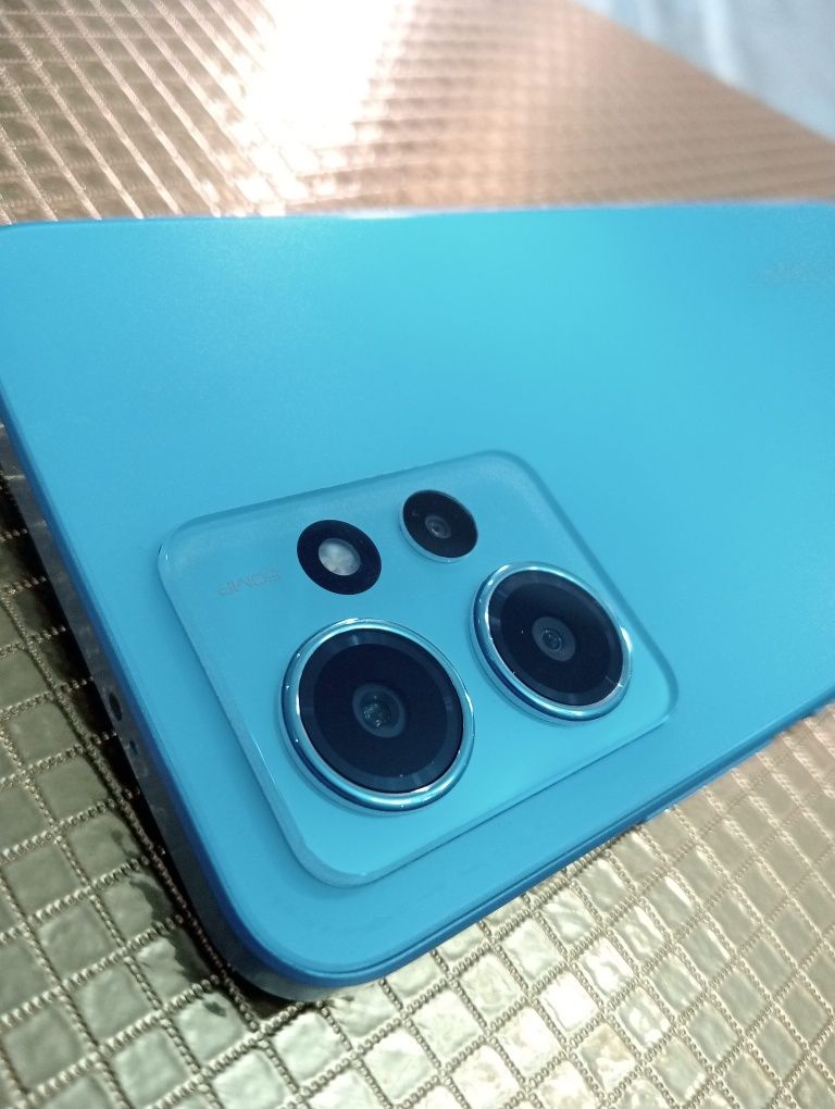 Идеальный Xiaomi Note 12 128/6 gb + 6