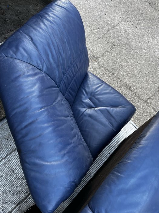 Ъглов кожен диван и фотьоил с диван