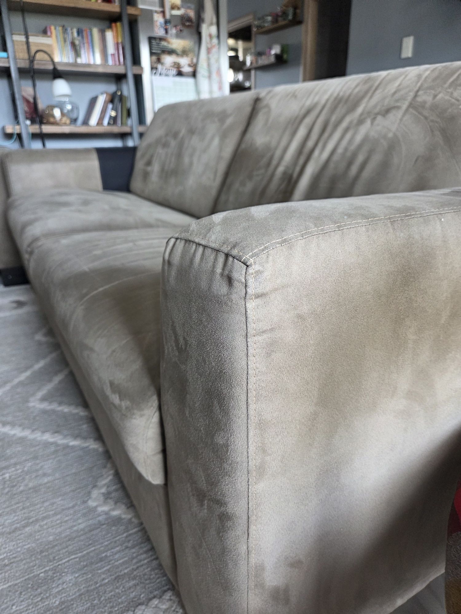 Гарнитура дивани NATUZZI алкантра