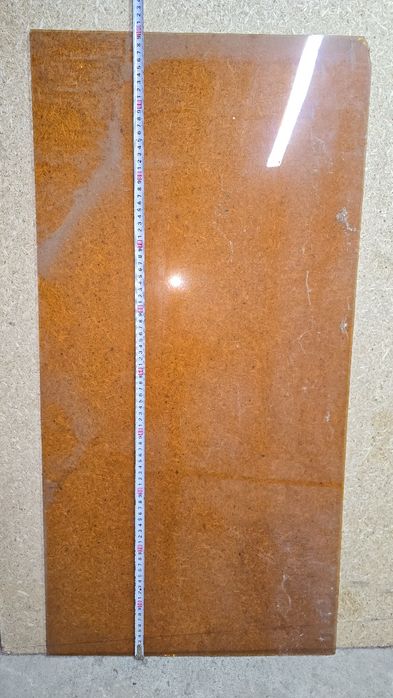 Стекло цветное оранжевое.