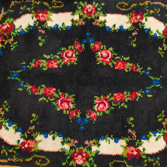 Продавам китеник 2,10 х 1,30 м