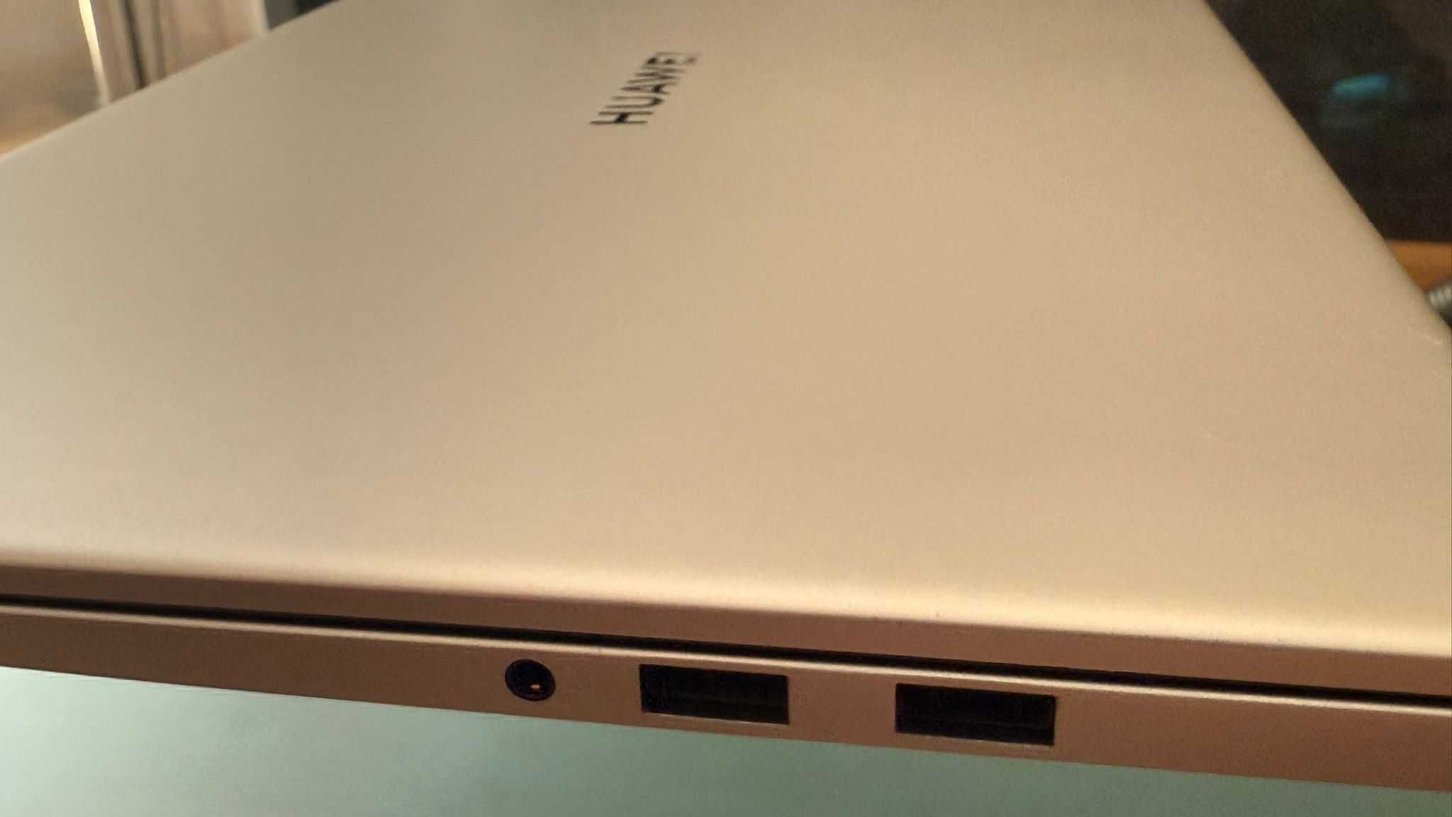 Laptop Huawei 15.6” FHD / i5-10210U / 16GB RAM / 512GB SSD /