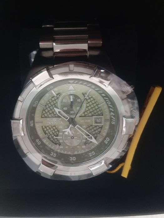 Чисто нов Invicta Aviator Falcon Chronograph часовник