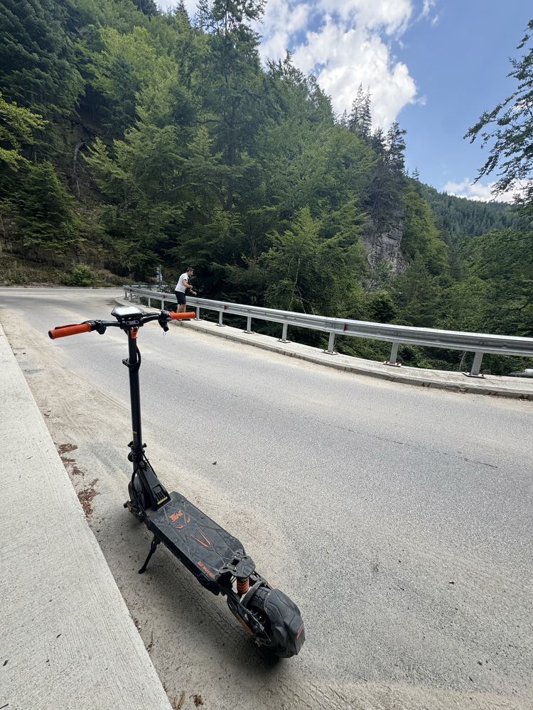 Продавам kugoo kukirin g2 master 2025