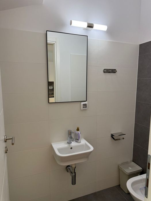 Închiriez vila pipera 5 camere  școală Americana 130 mp