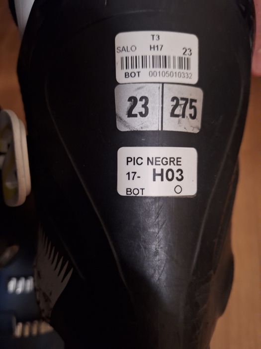 vand clapari ski head copii 10-12 ani   23 cm interior marime 35-36