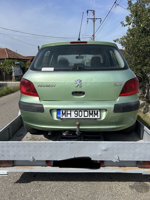Dezmembrez peugeot 307