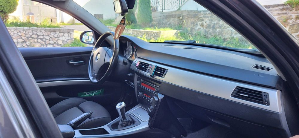 Vand BMW 320D - an fabricatiei 2006