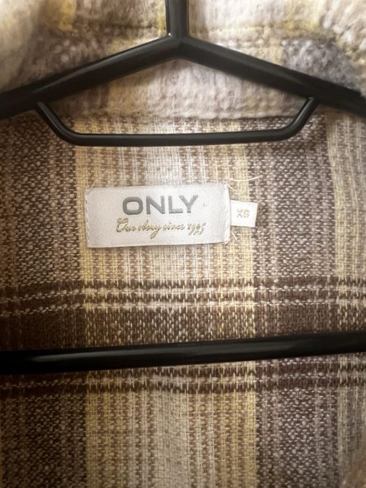 Преходно яке Only XS Ново