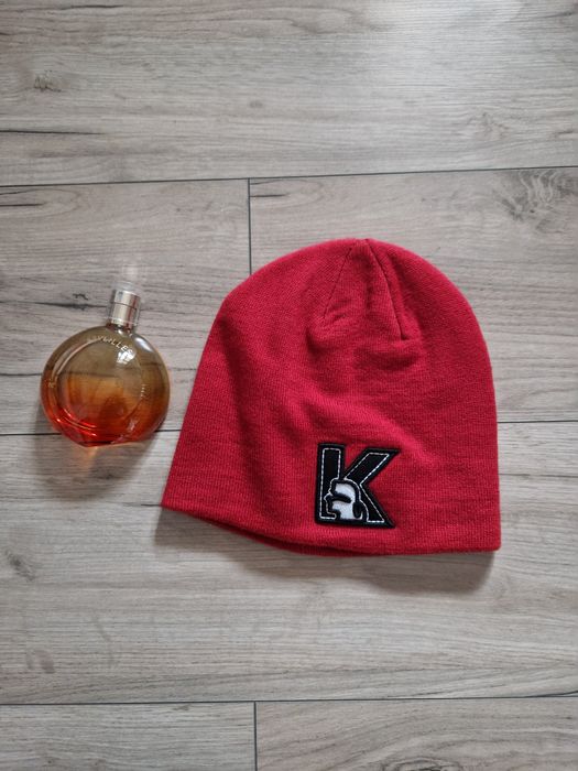 Căciulă Karl Lagerfeld