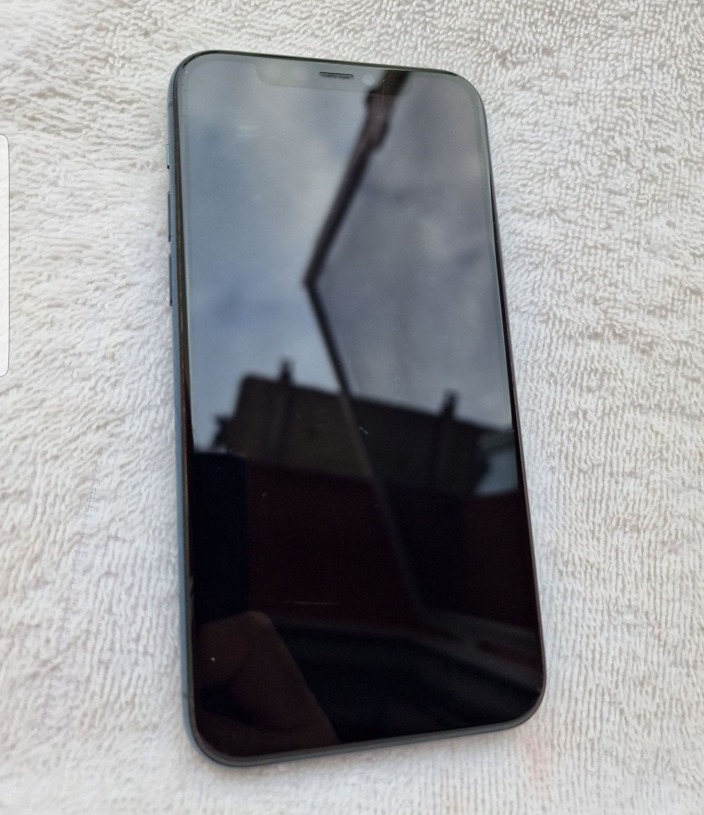 Vand urgent iphone 11 pro 128gb