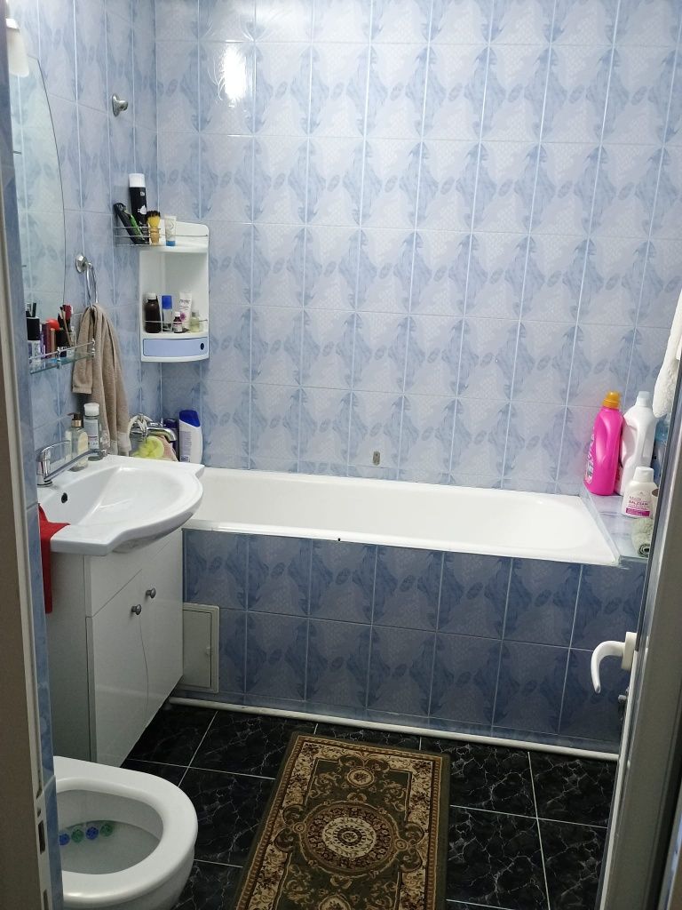 Vand apartament 2 camere decomandat/Loc Parcare/ Spatiu Depozitare