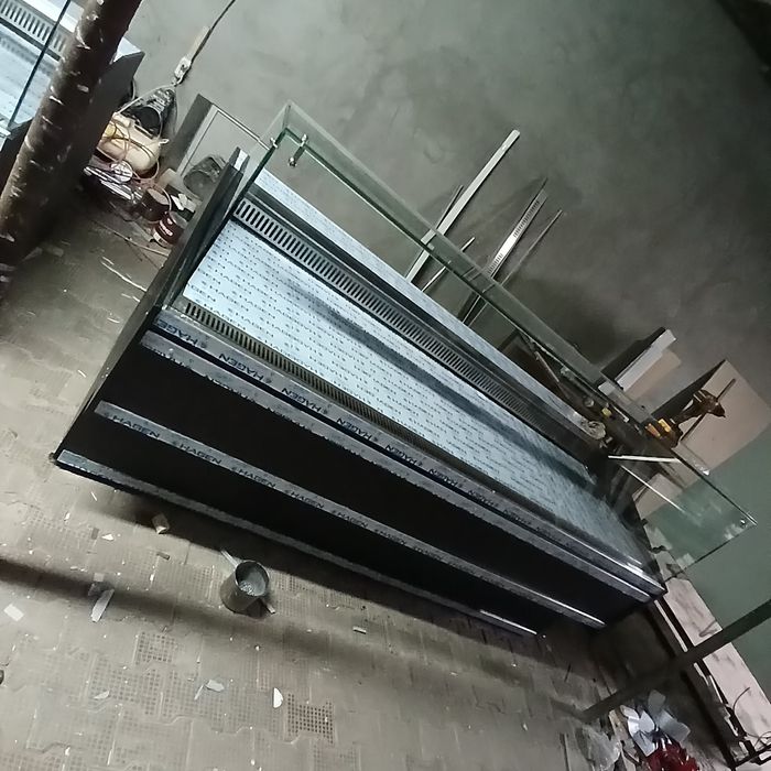 Витирина халадинлик Гушт и Калбаса махсулотлари учун