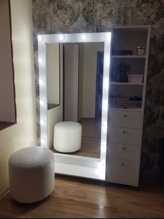 Интерьерное Голливудское зеркало. Костанай