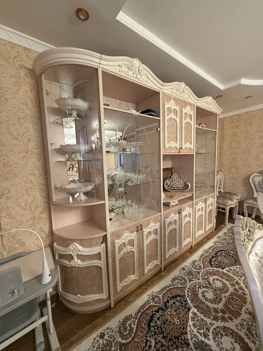 Стенка сатылады 150.000 тг