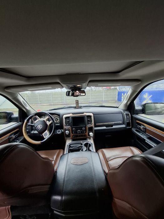 Vand sau schimb DODGE RAM 3.0DIESEL