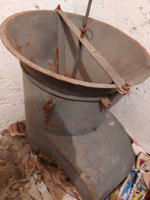 Фуражомелка с двигател Елма Троян 2,2 kW