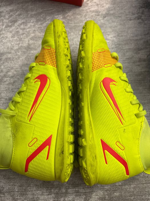 Бутонки найк 36 номер