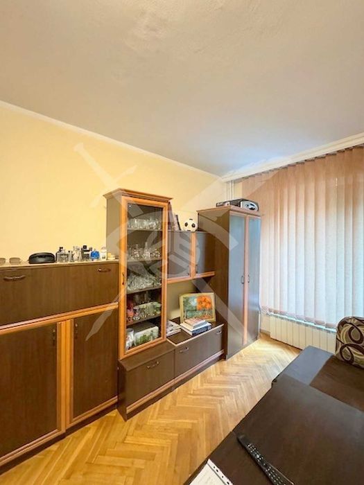 Продава се Тристаен апартамент в София, Младост 1 - 110 кв.м за 2455 €/кв.м - Снимка #3