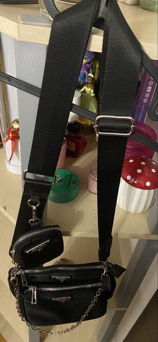 Geantă neagră multifuncțională Prada