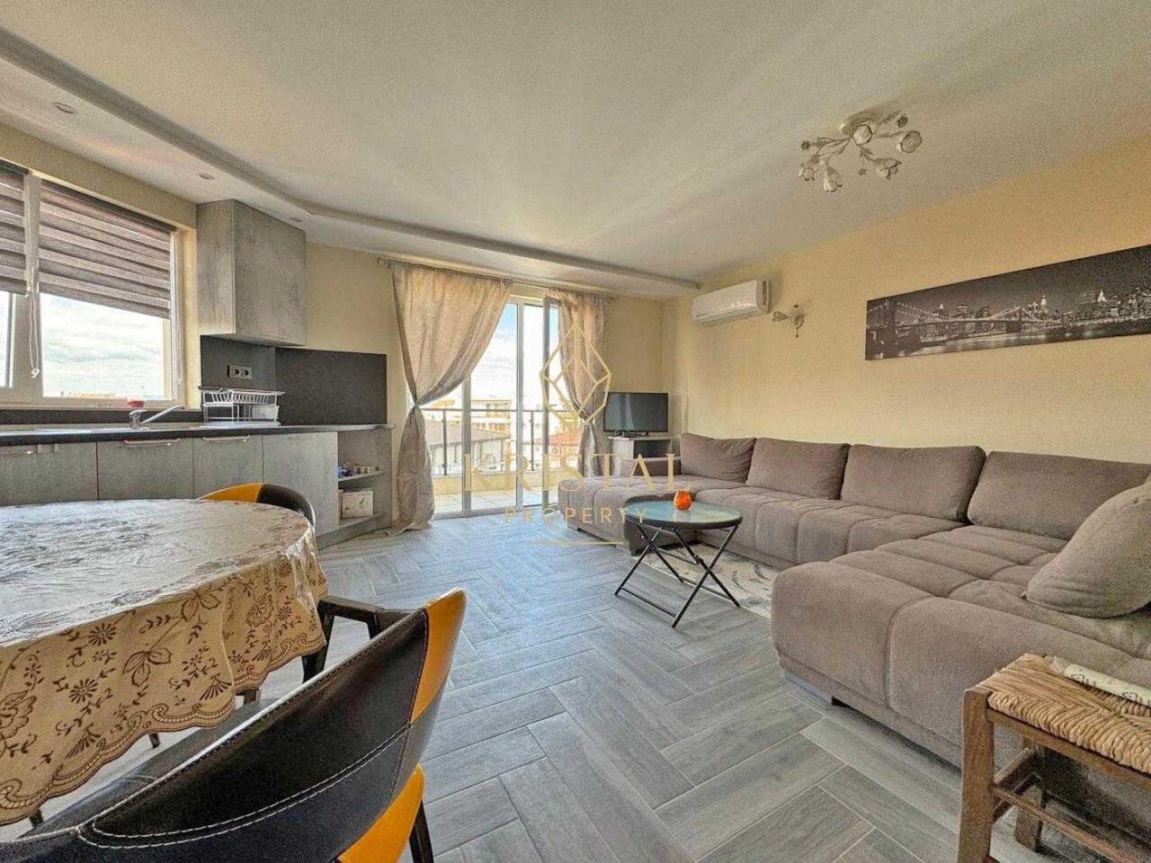 Продава се Двустаен апартамент в с. Равда, Област Бургас - 104 кв.м за 1250 €/кв.м - Снимка #2