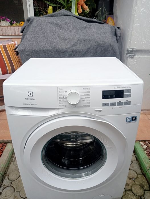 Masina spalat Germana Electrolux si Elektra Bregenz Clasa AAA 7KG 1400