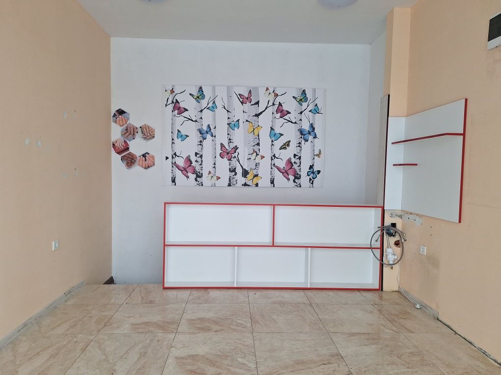 Дава се под наем Магазин в Благоевград, Ален мак - 40 кв.м за 204 € - Снимка #2