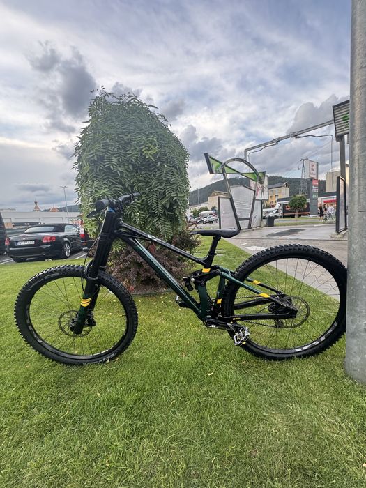 vand bicicleta downhill mondraker summum r 2022