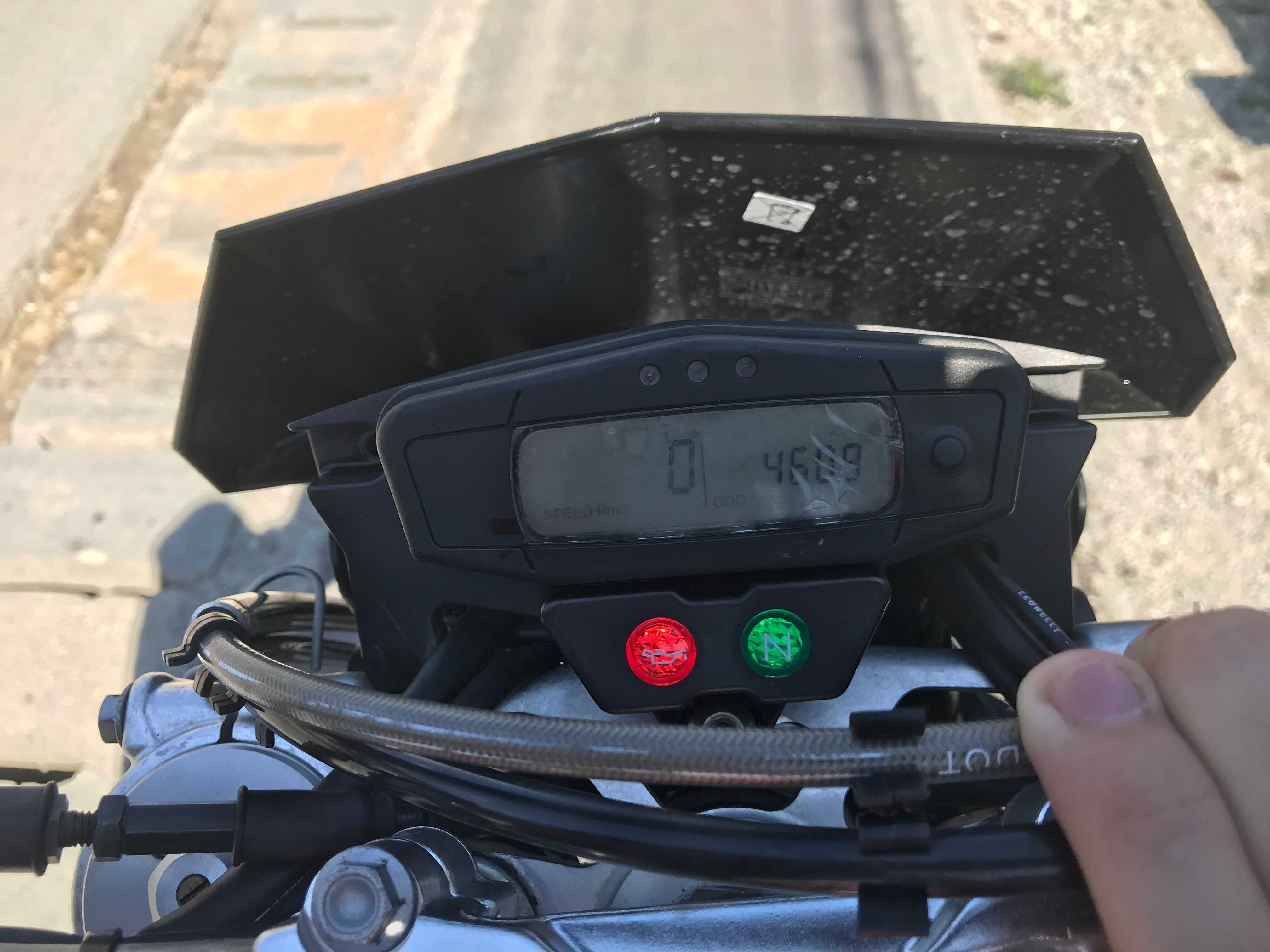 Dezmembrez Aprilia RXV 450 2010