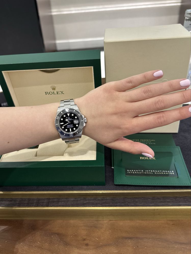 Rolex Submariner Date 41 mm Steel 126610 black